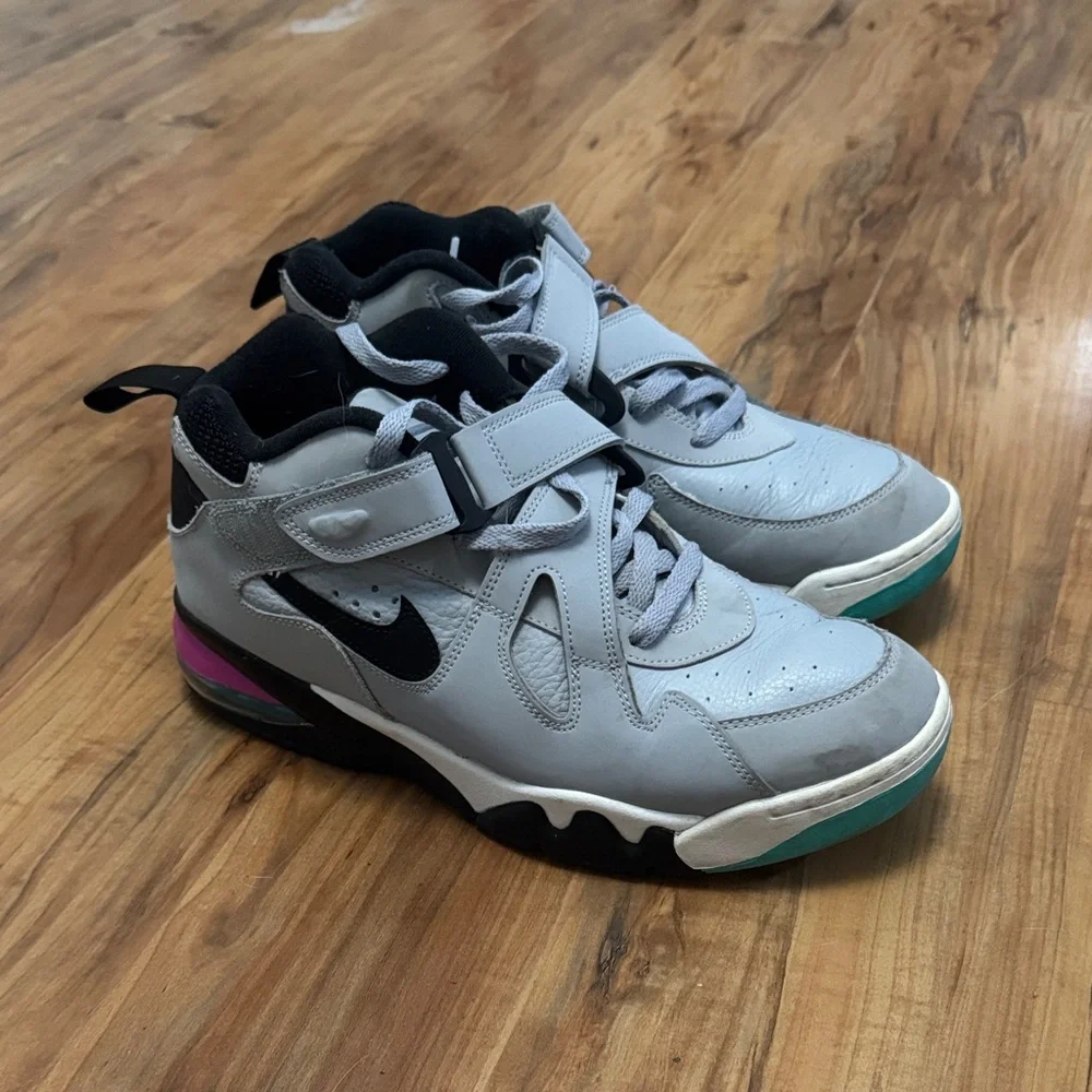 Nike Air Men's Sneakers in Gray with Black, Purple, and Teal Accents - Picture 1 of 5